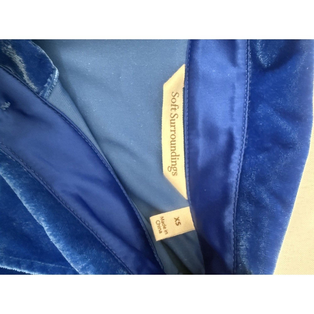 Soft Surroundings Blue Velvet Long Sleeve Button Top Shirt Womens Size XS Velour - Picture 3 of 10